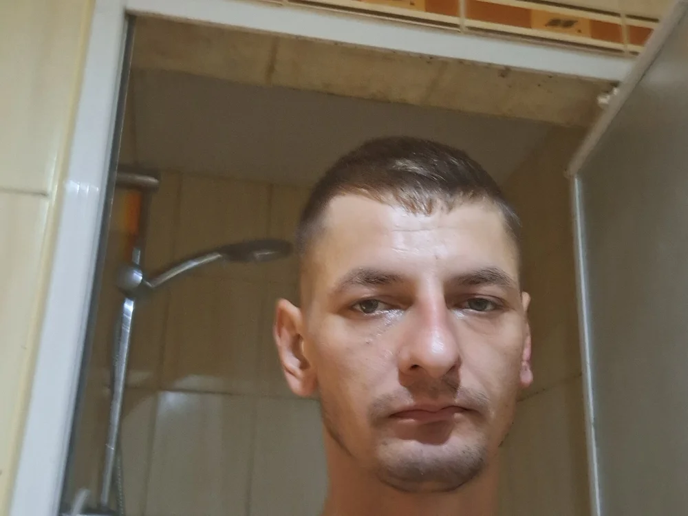 Chat XXX offline de MonstrousKamil