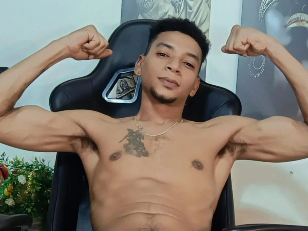 _Bbc_master_'s Offline XXX Chat