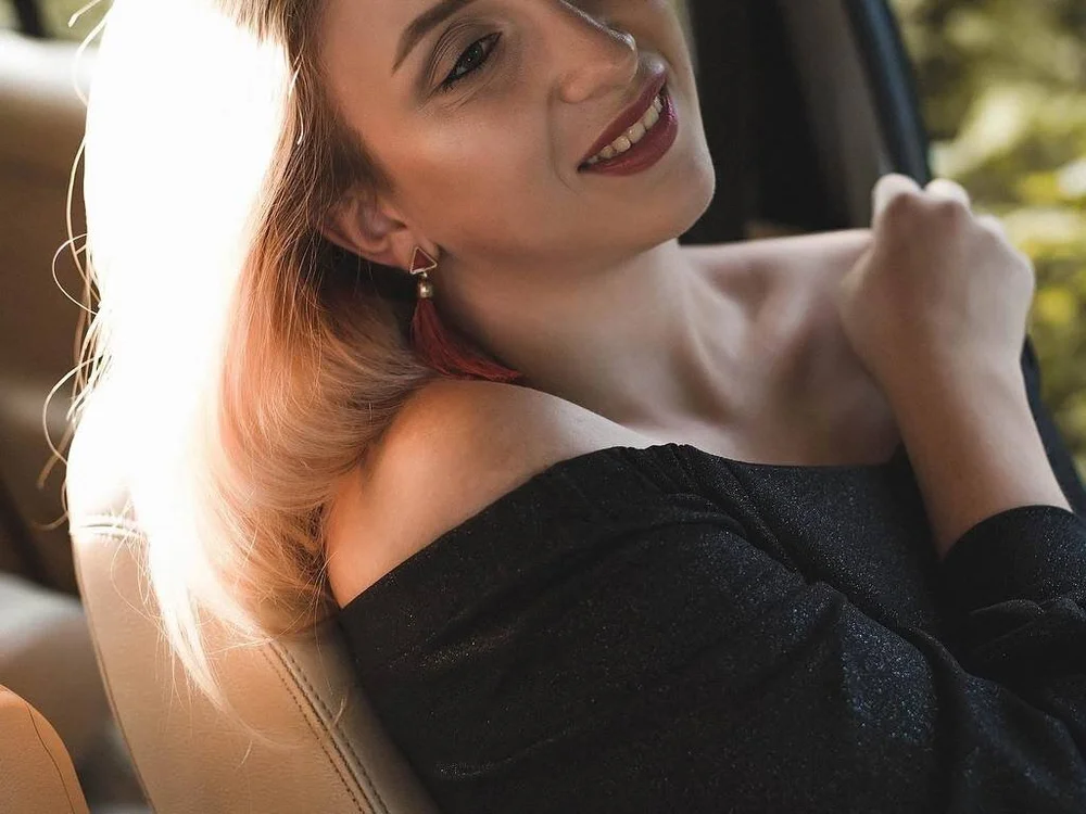 KristyFlowerX's Offline Chat Room