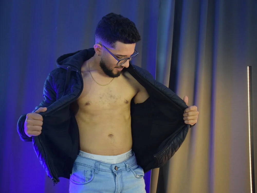 Chatroom XXX hors ligne de LeoAnderson__