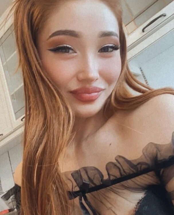 Chat XXX en directo de MiaRie