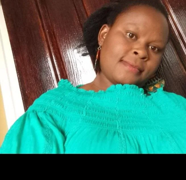 Pretty_lilly02 offline XXX-chatje