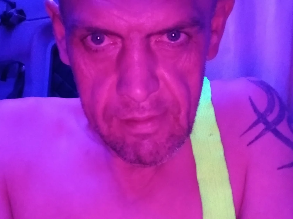 Zimler79's Offline XXX Chat