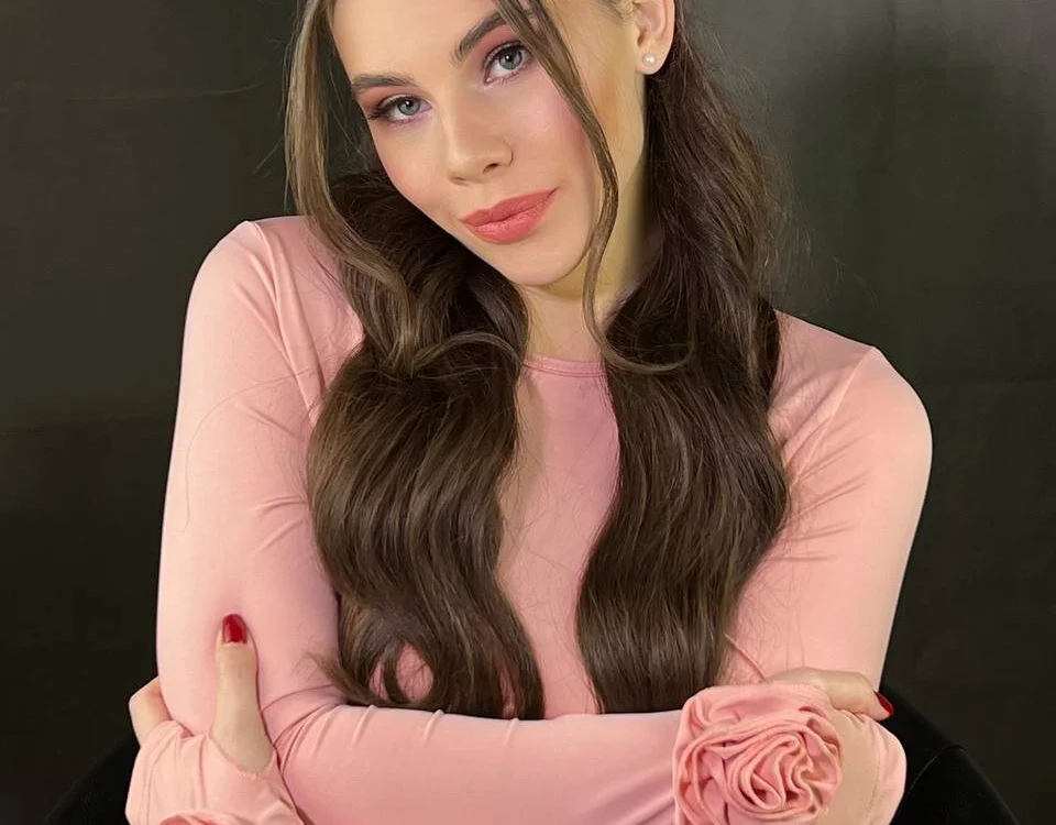 Офлайн-чат XXX holly_sexxxsirens