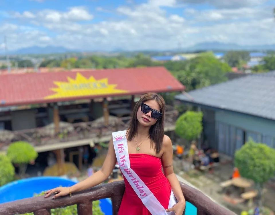 KrishnaCarridine Obrolan XXX Offline