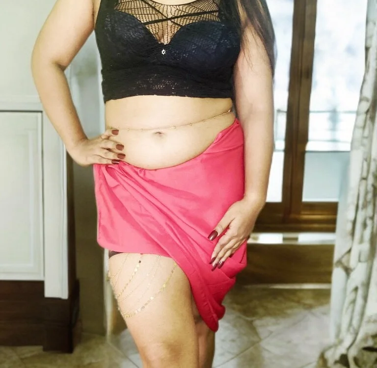 Simrancoupleswiger's Offline XXX Chat