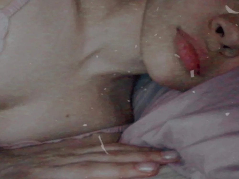 strawberrybrownie's Offline XXX Chat