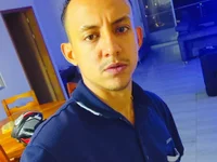 skinny23cm webcam thumbnail