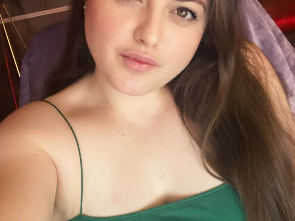 KatieCrush's Offline XXX Chat