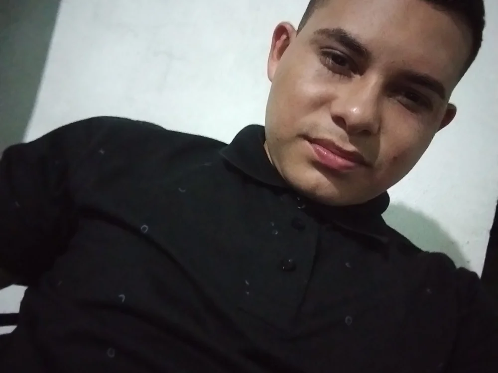 แชท XXX ออฟไลน์ของ Pedroyu12