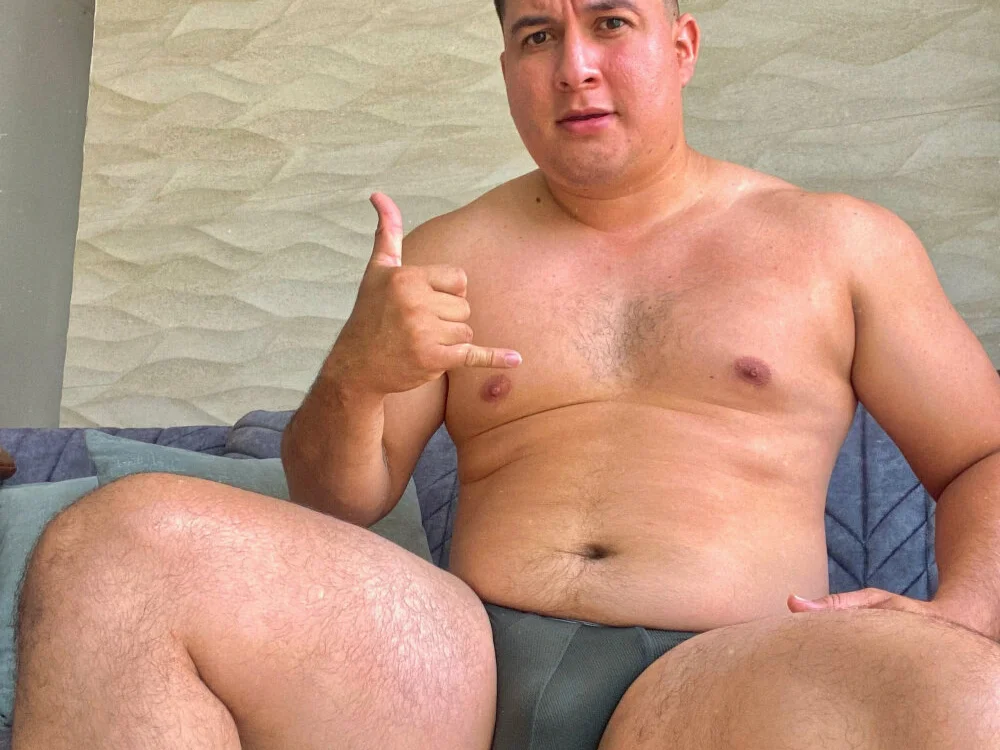 Mrincon10 Chat XXX offline