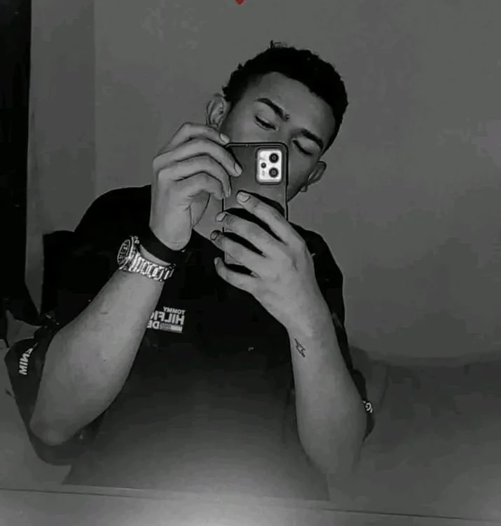 RONALD_PARKER1 offline chatrum