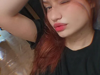 MiaStonn_
