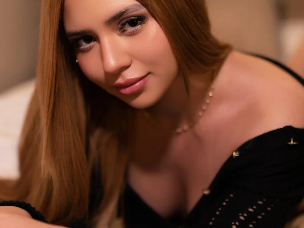 ChloeCollins__ offline XXX-chat