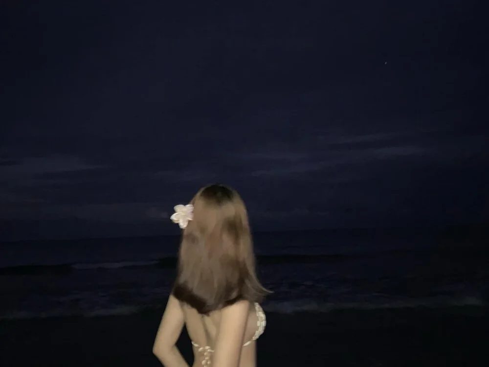 asian_hotty1 Obrolan XXX Offline