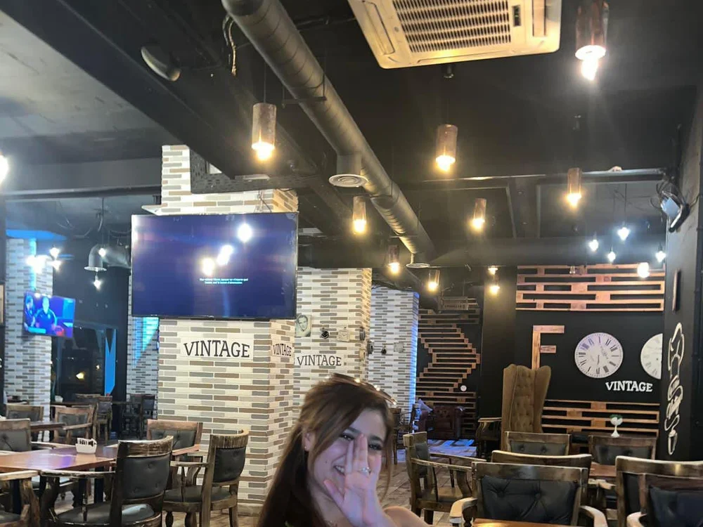 Hot-Hazel's Offline Chat Room