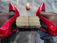 FinDomGod: онлайн-секс-чат