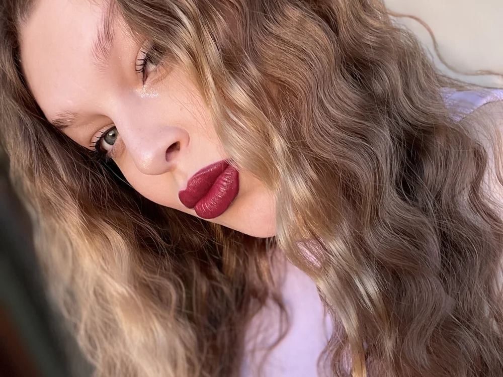 Influensii's Offline Chat Room