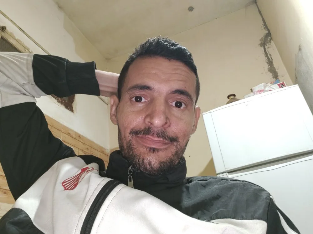 khema99's Offline XXX Chat