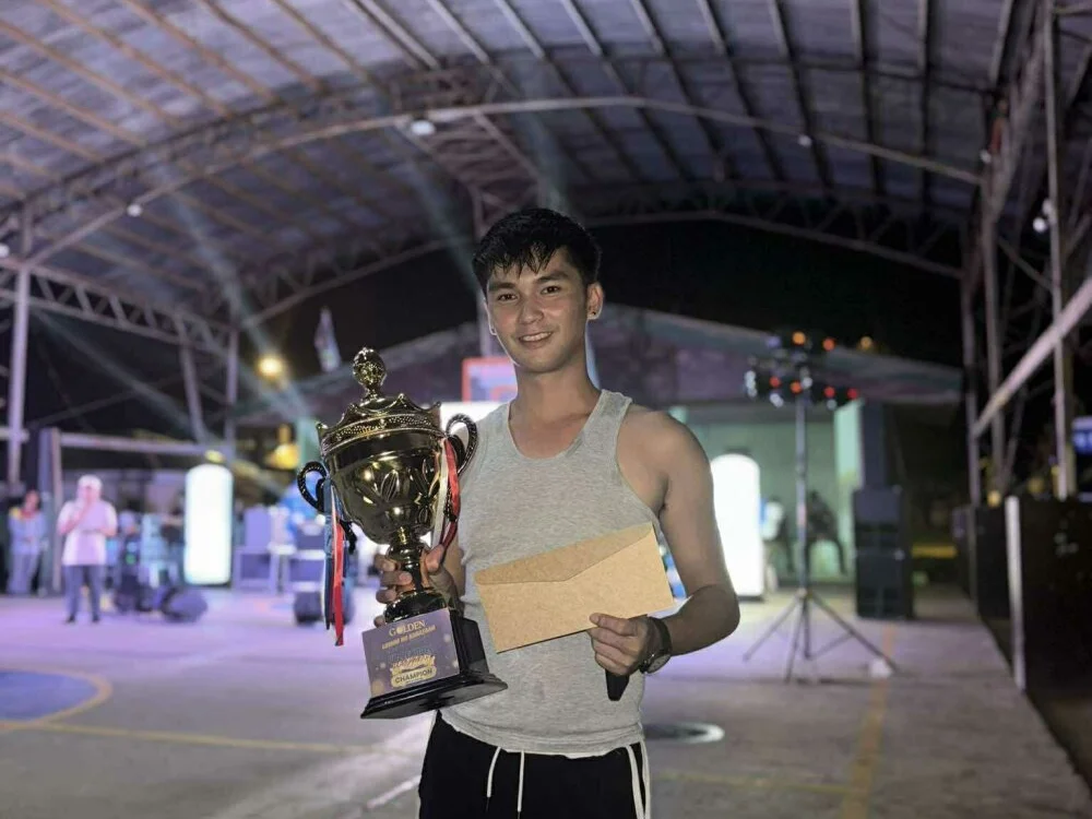 urhalfguyxx Offline XXX Chat