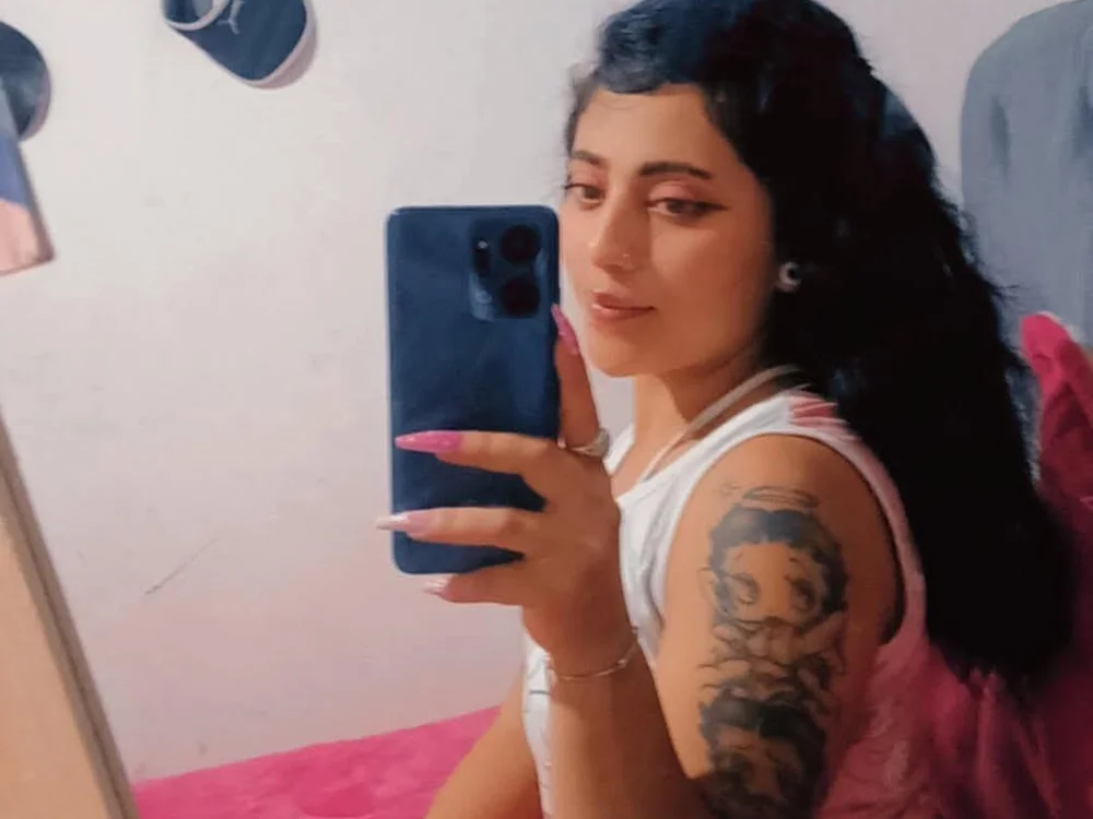 Stardoll1_ cam model