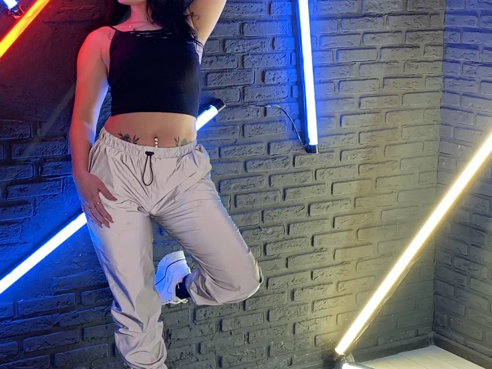 Monikasummmerr's Offline XXX Chat
