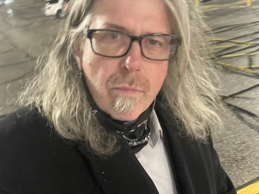 Helmut1971's Offline XXX Chat