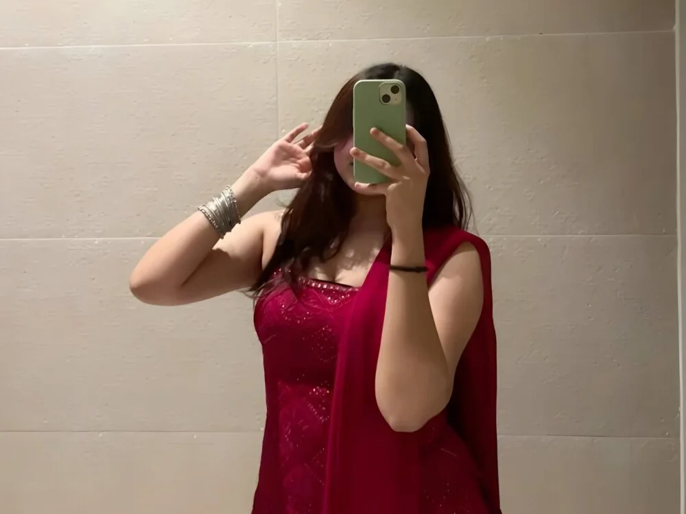 thyAnvi Chat XXX offline