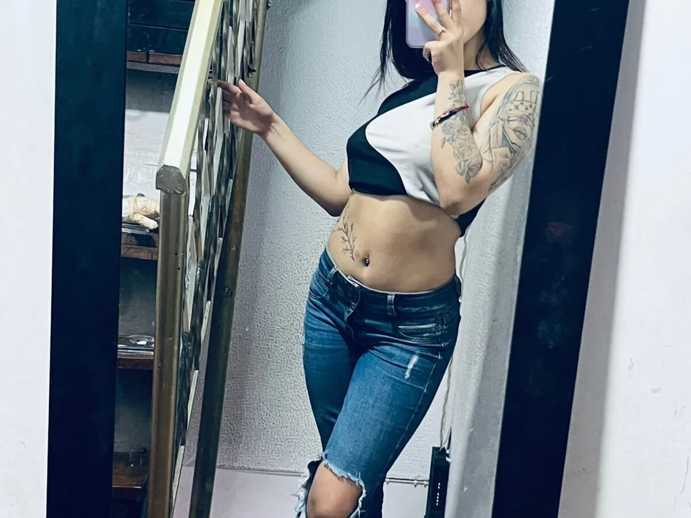 Chat +18 off-line de cloee_bms