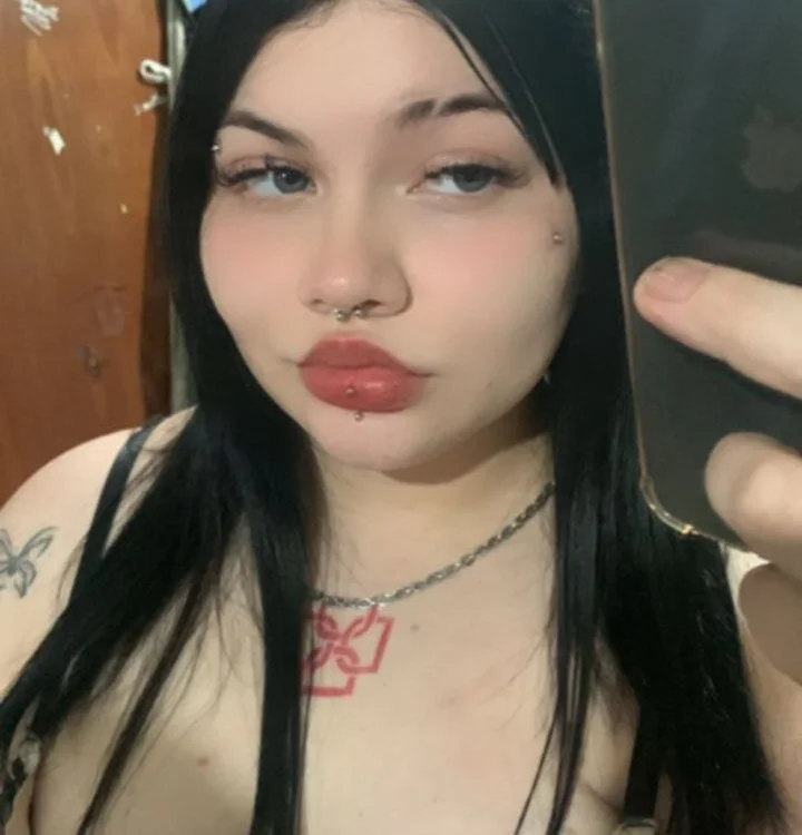 Anshi13's Offline XXX Chat