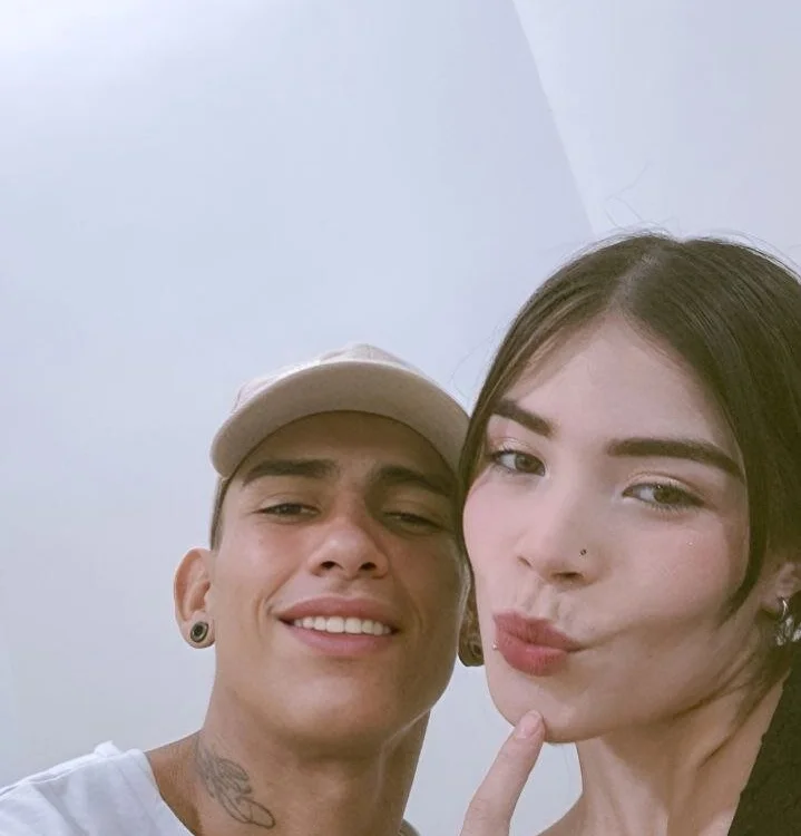 SarayAlexx Chat XXX Ngoại tuyến