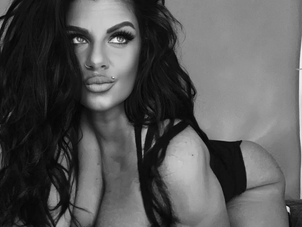 MILFever's Offline Chat Room