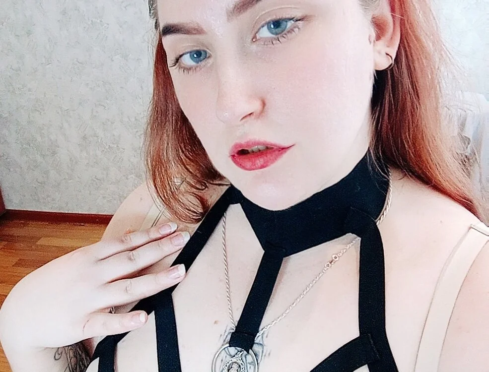 KiraDreamSol's Offline Chat Room
