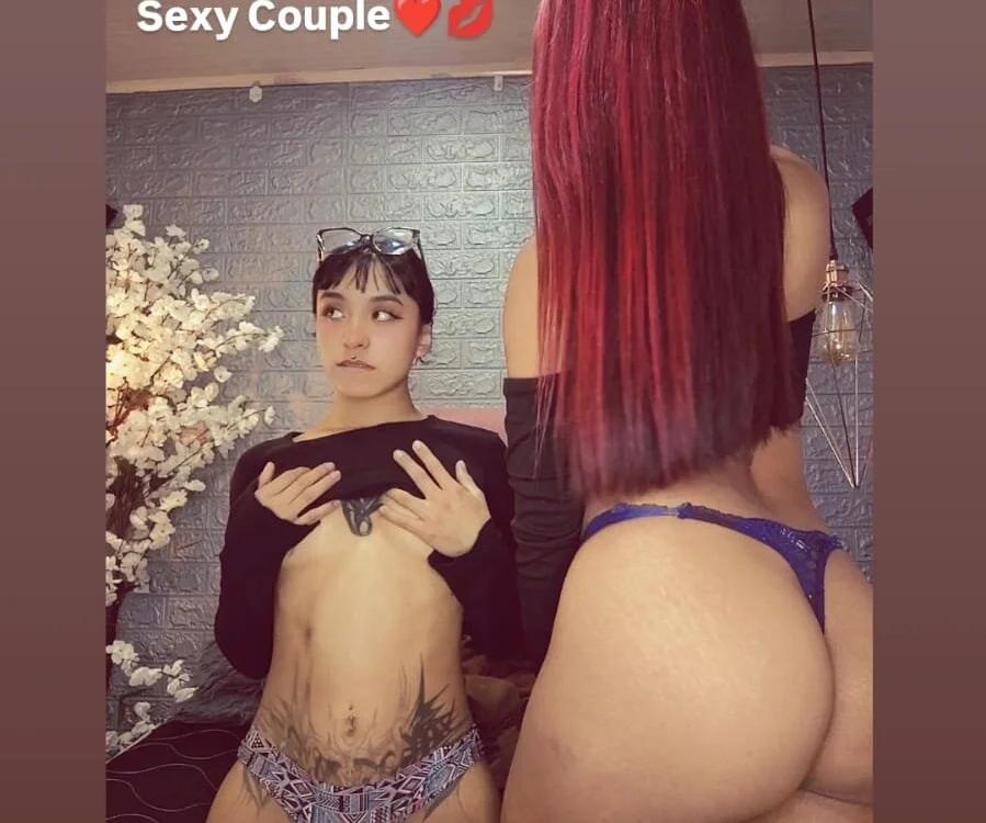 lesbi_hard_ live cam model on stripchat