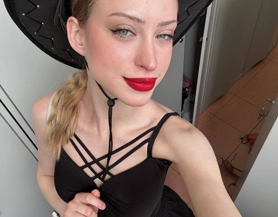 MiaCutes Offline XXX-chat