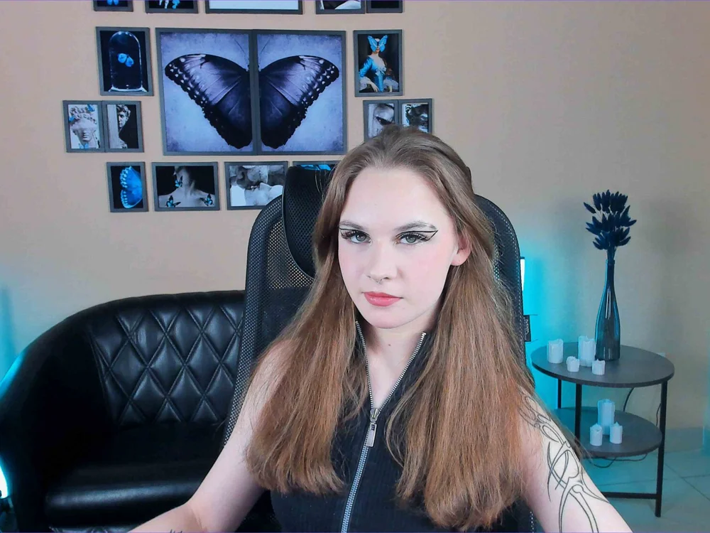 SsoniaRay's Offline XXX Chat