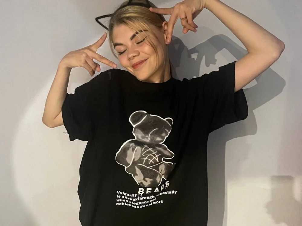 MilaGetter's Offline Chat Room