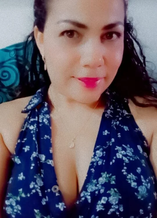 annie_diaz offline chatrum