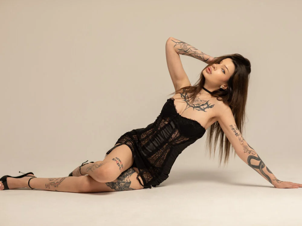 MiuMiuSasha offline XXX-chat