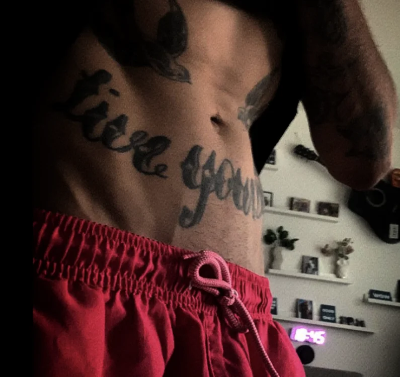 JayJey904's Offline XXX Chat