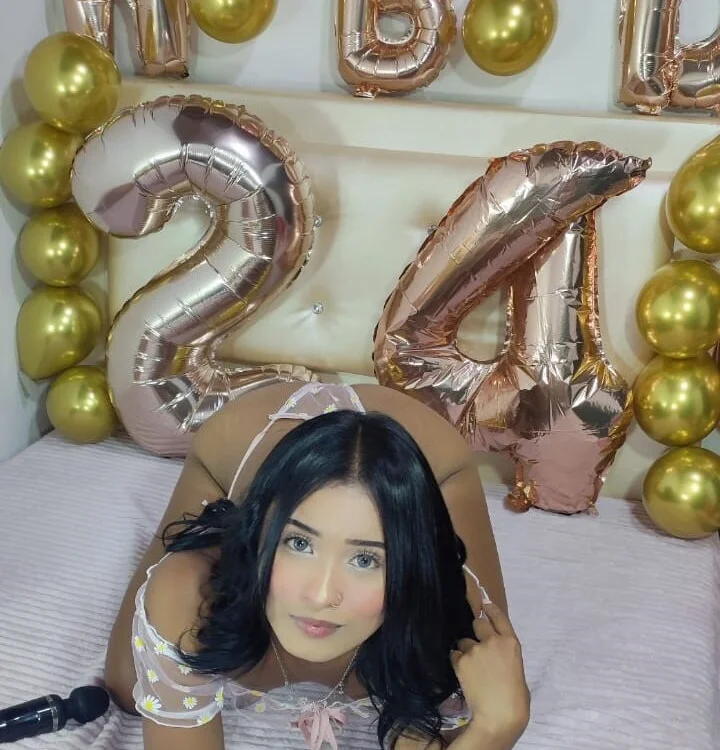 Jenng18 Offline XXX-Chat