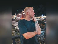 EtoZhePelsh live cam profile - MySuperHot