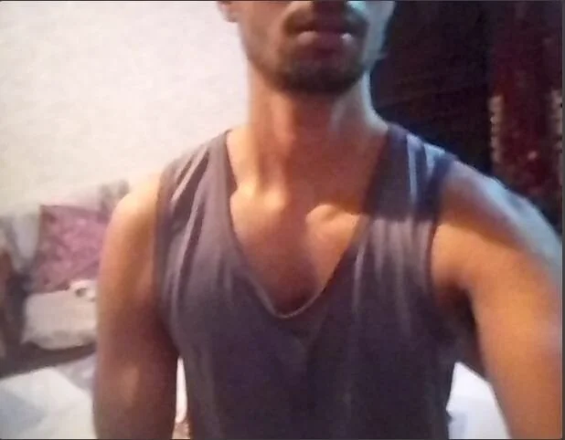 eddieeboy_ offline chatrum