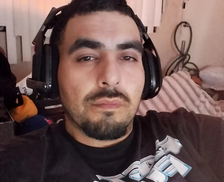 100J Offline XXX Chat