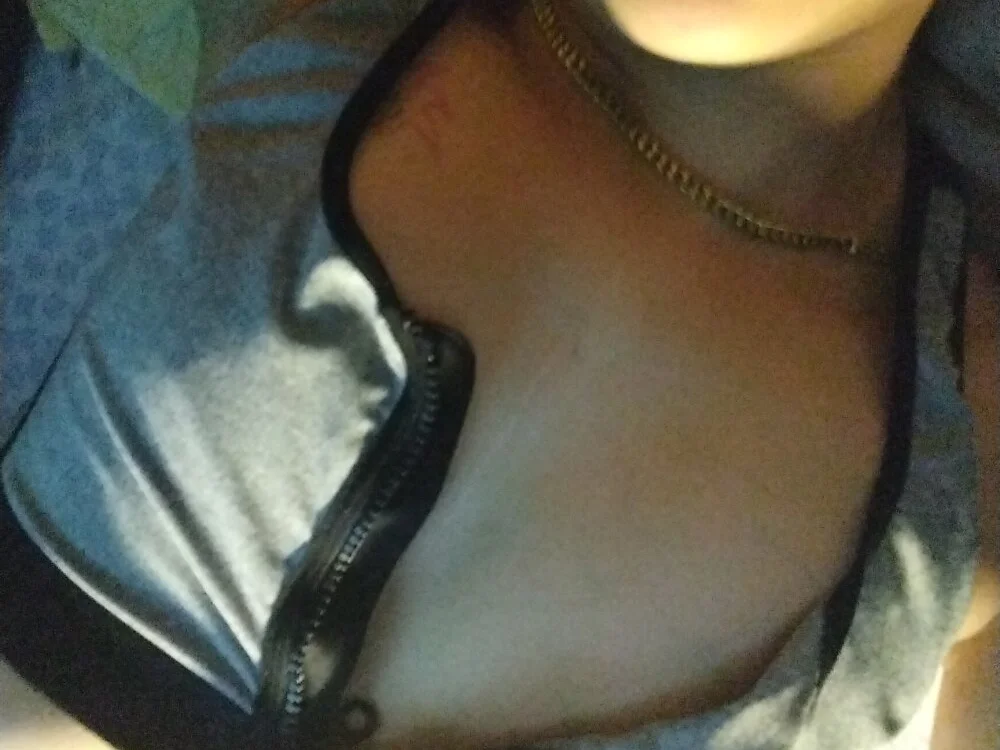 442en442 Chat XXX offline