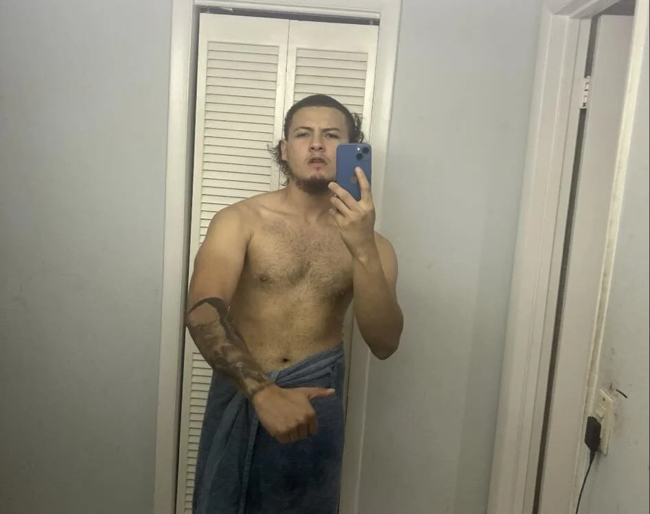 the_king107 – Offline XXX chat