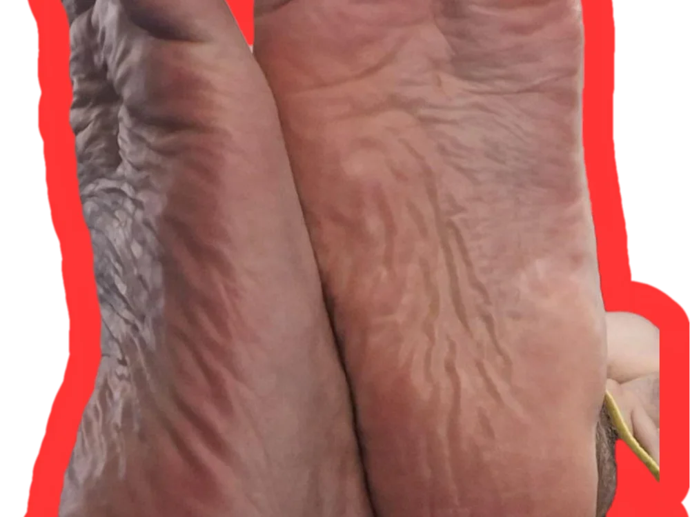masterfeetbear90 Offline XXX Chat