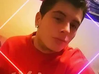 Slimsexy76's webcam live show