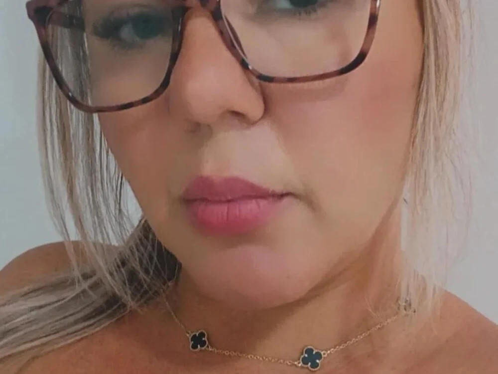 Pamelamilf Chat XXX Ngoại tuyến