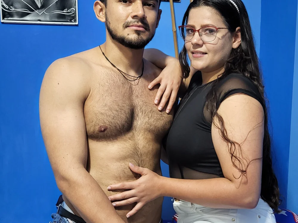 withoutcouplelimits' Offline Chat Room